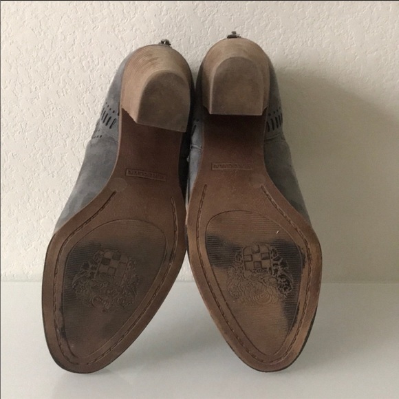 Vince Camuto Fileana Booties- Gray Suede sz 7.5 - Picture 3 of 4